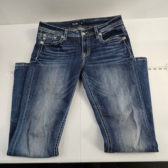 Miss Me Jeans Size 32 Mid Rise Boot Cut Embellished Cross Denim Blue - Picture 1 of 12